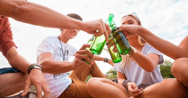 Alcoholismo En Adolescentes Diario Basta