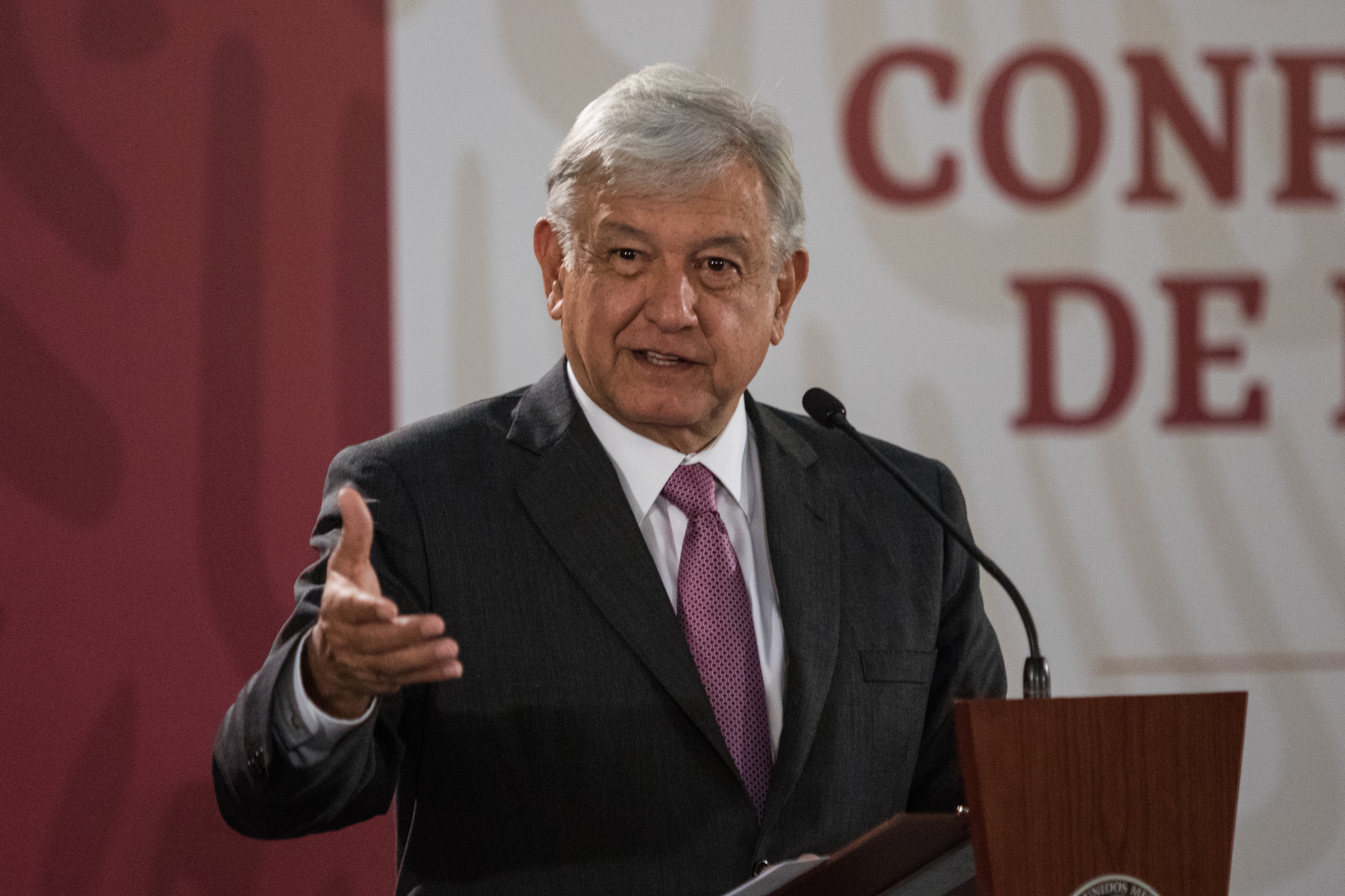 Este será el sueldo de AMLO como presidente de México - Diario Basta!