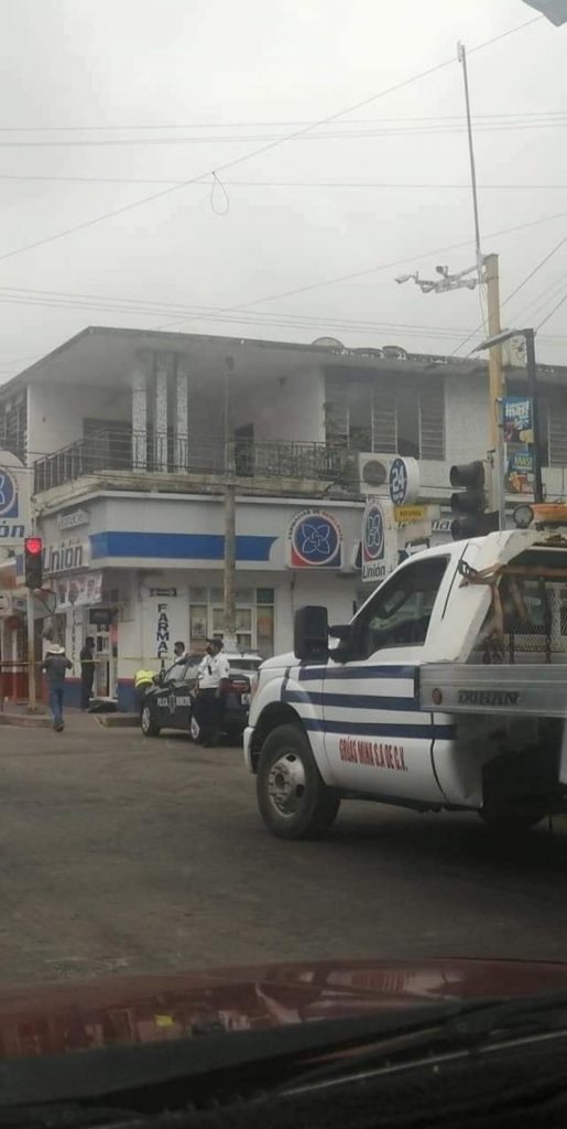 Delincuentes de Cancún intentaron robar un cajero en Comalcalco