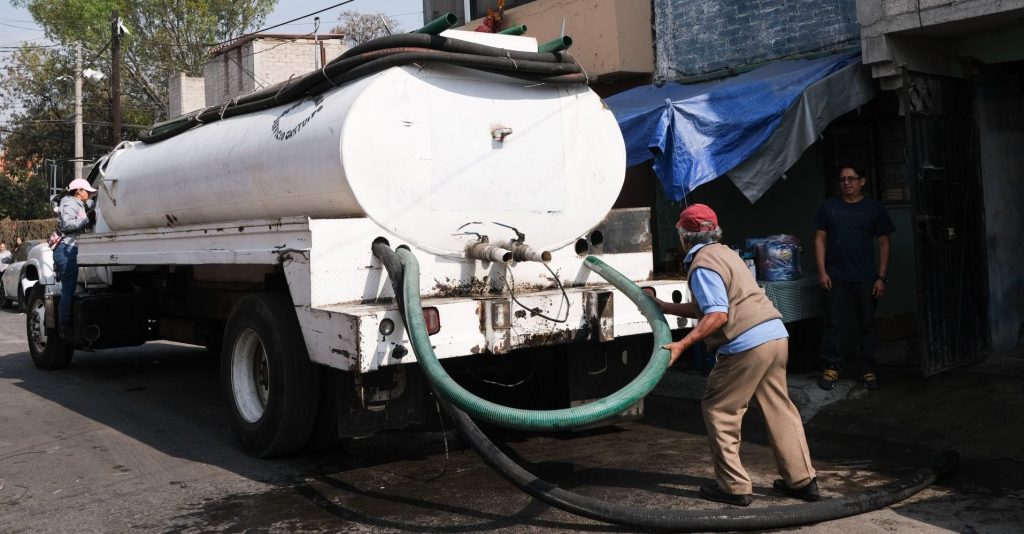 Exigen investigar el tráfico de agua