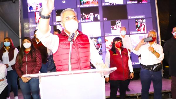 Fernando Vilchis inicia campaña por Ecatepec