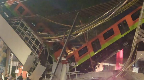 Se desploma tramo del metro, se trata de la estación Olivos.