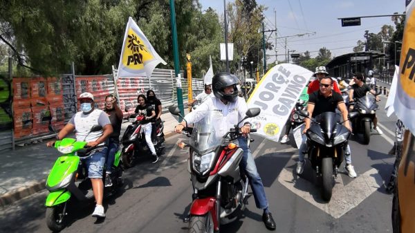 Jorge Gaviño hace el ridículo en la GAM