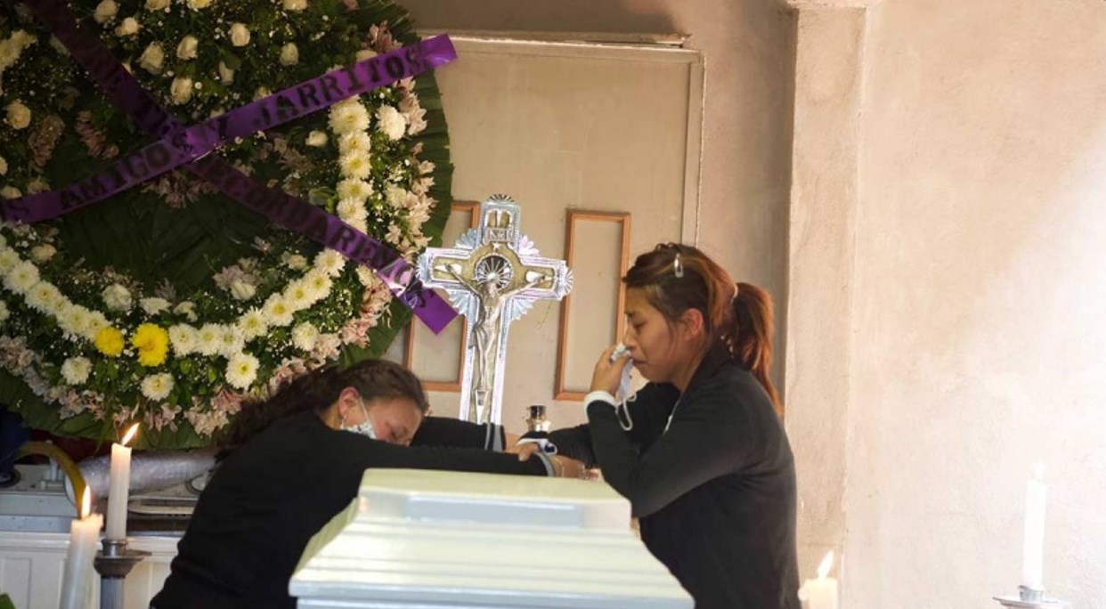 Brandon volvía de comprar el regalo del día de las Madres; murió en el Metro