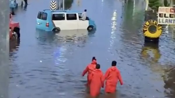 Amanece inundada la México - Puebla