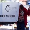 Largas filas para recoge pago de de votos en Tláhuac