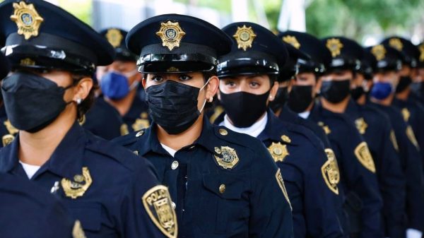 Presenta Gobierno capitalino 100 nuevos elementos de seguridad en Iztapalapa