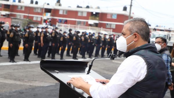 Entregan camiones a la Policía de Ecatepec para labores de auxilio a la población en situaciones de emergencia