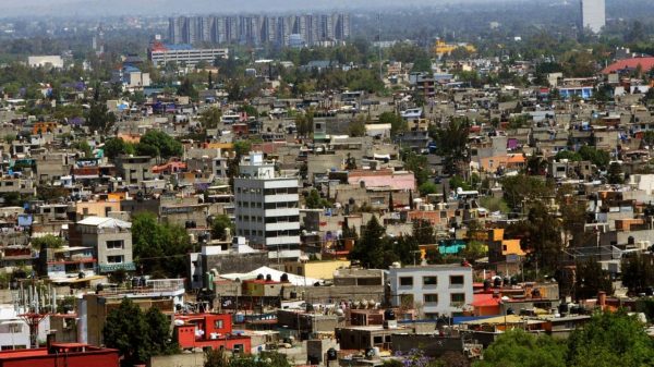 Encuentran en el aire de CDMX bacterias que provocan enfermedades