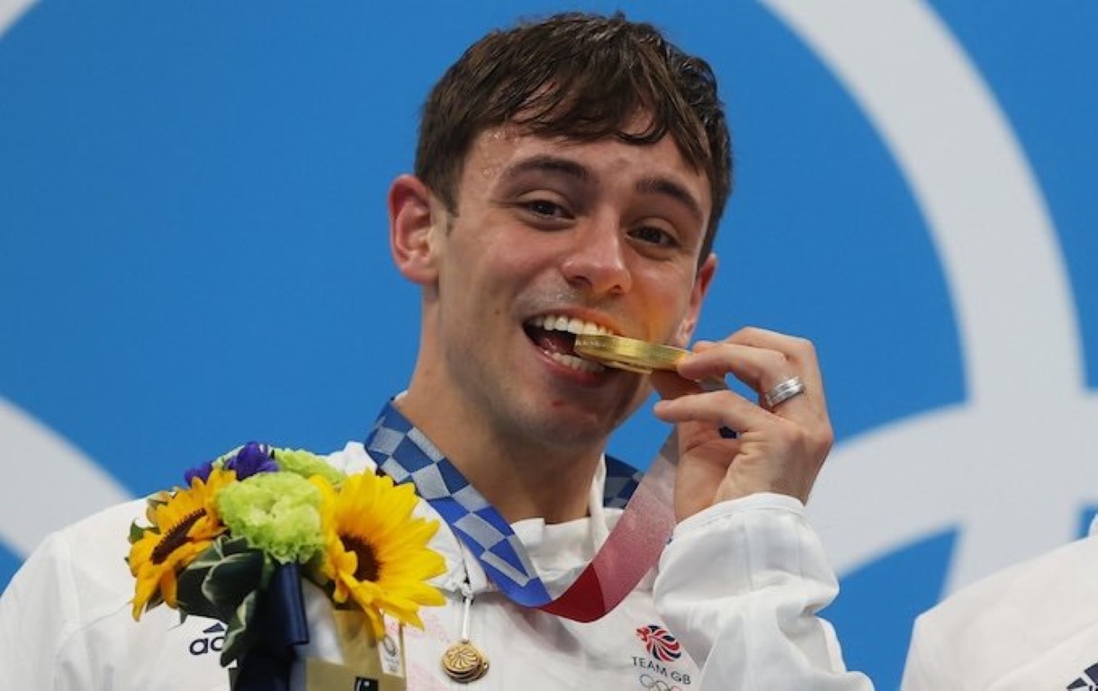 “Soy gay y también campeón olímpico”: Tom Daley tras ganar medalla de oro