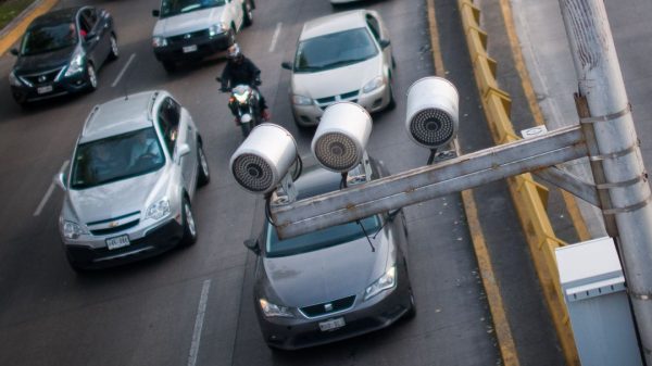 Julio rompió récord de sanciones por fotocívicas