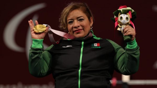 Amalia Pérez gana medalla de oro en los Juegos Paralímpicos