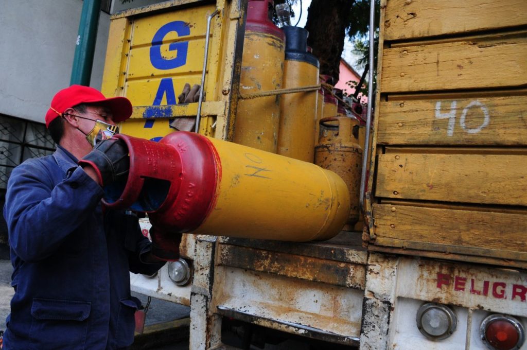 Bajan precio del gas en colonias de Iztacalco