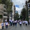 Docentes y padres de familia bloquean calles de MH
