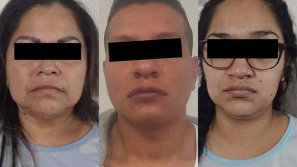 Detienen en Iztapalapa a tres presuntos narcomenudistas de la banda de "Don Pollo"