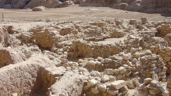 Hallan complejo ritual en Jordania de 9 mil años