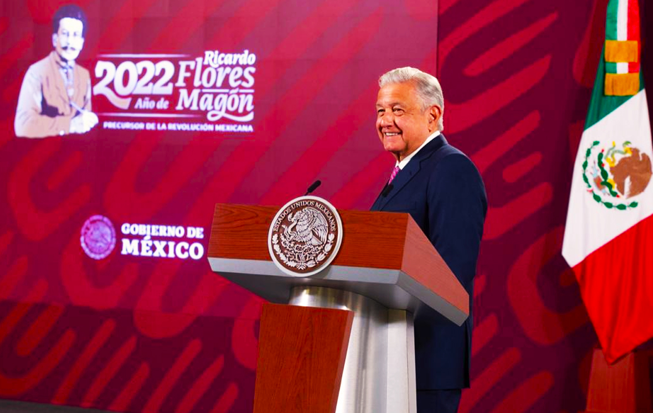 Señala López Obrador que no hay devaluación y peso se empodera