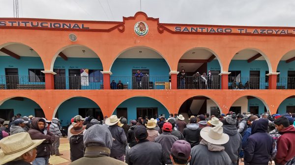 Santiago Tlazoyaltepec y Santa María Peñoles