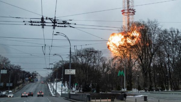 Torre de televisión en Ucrania es bombardeada por Rusia
