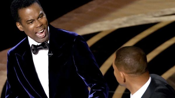 ¿Chris Rock demandará a Will Smith tras bofetada en los Premios Oscar 2022?