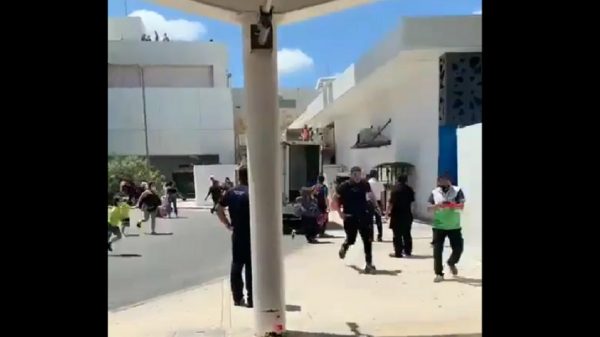 Reportan presuntos disparos en la T3 del Aeropuerto de Cancún