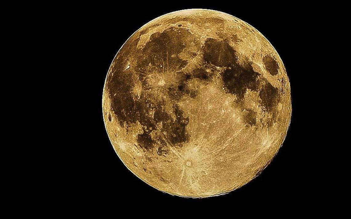 No pierdas la oportunidad de avistar la primera superluna del año, que también se conoce como "Luna de Gusano".