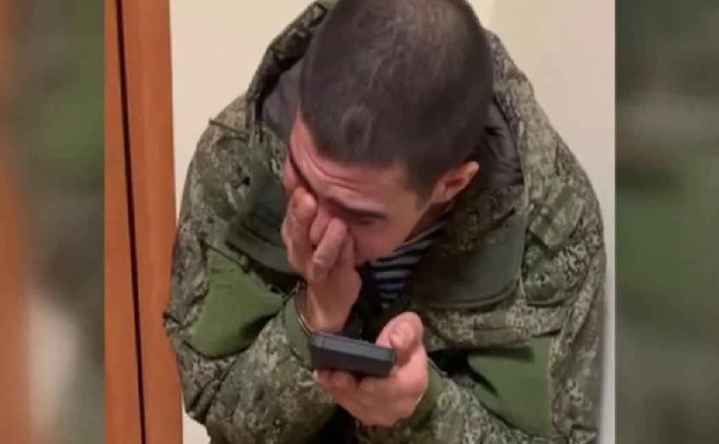 "Nos mandan a morir": captan a soldado ruso llorando en Ucrania