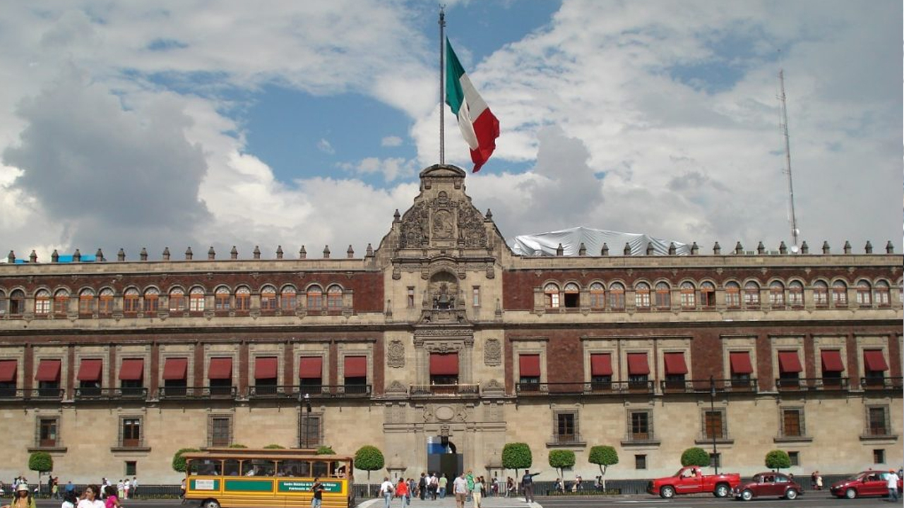 El lunes se reunirá López Obrador con famosos opositores al Tren Maya