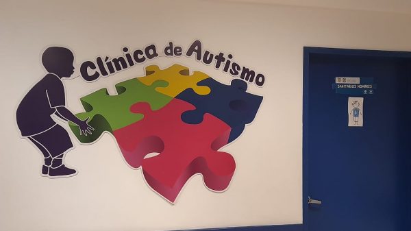 Destaca SEDESA Clínica de Autismo en la CDMX
