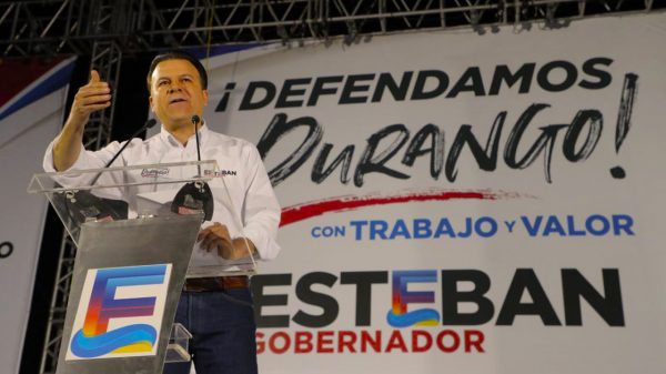 Esteban Villegas inicia campaña por la gubernatura de Durango