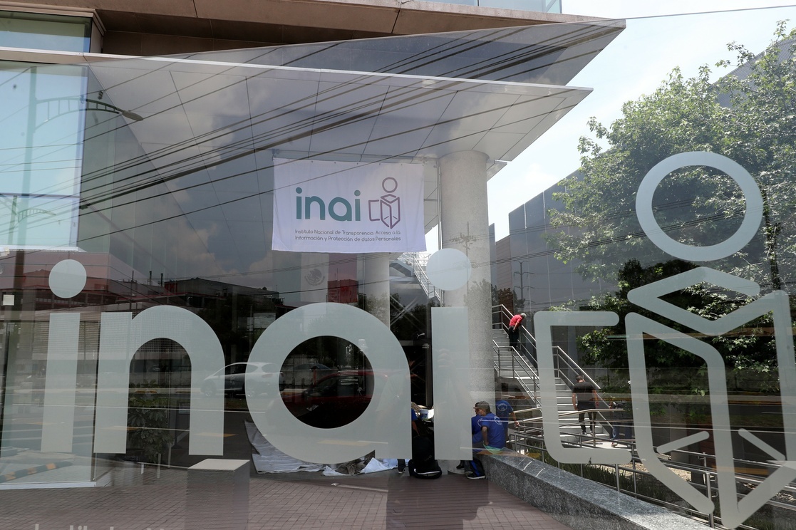 Se impone récord de solicitudes de información en el INAI
