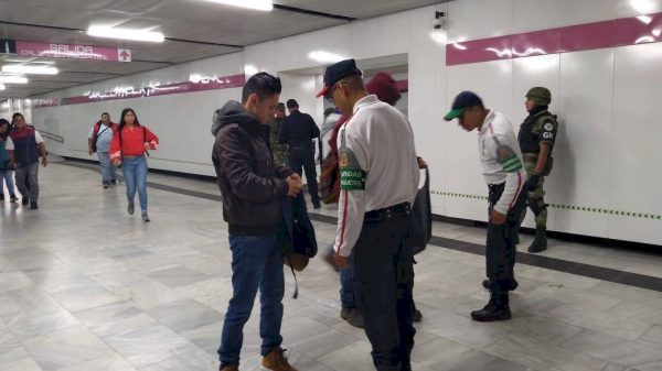 Descarta Sheinbaum revisión de mochilas en el Metro