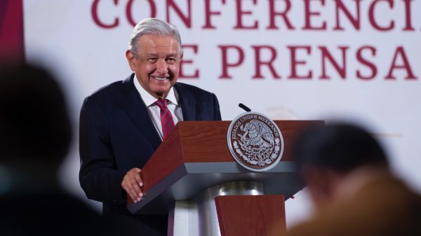 Llama López Obrador a unidad de países de América