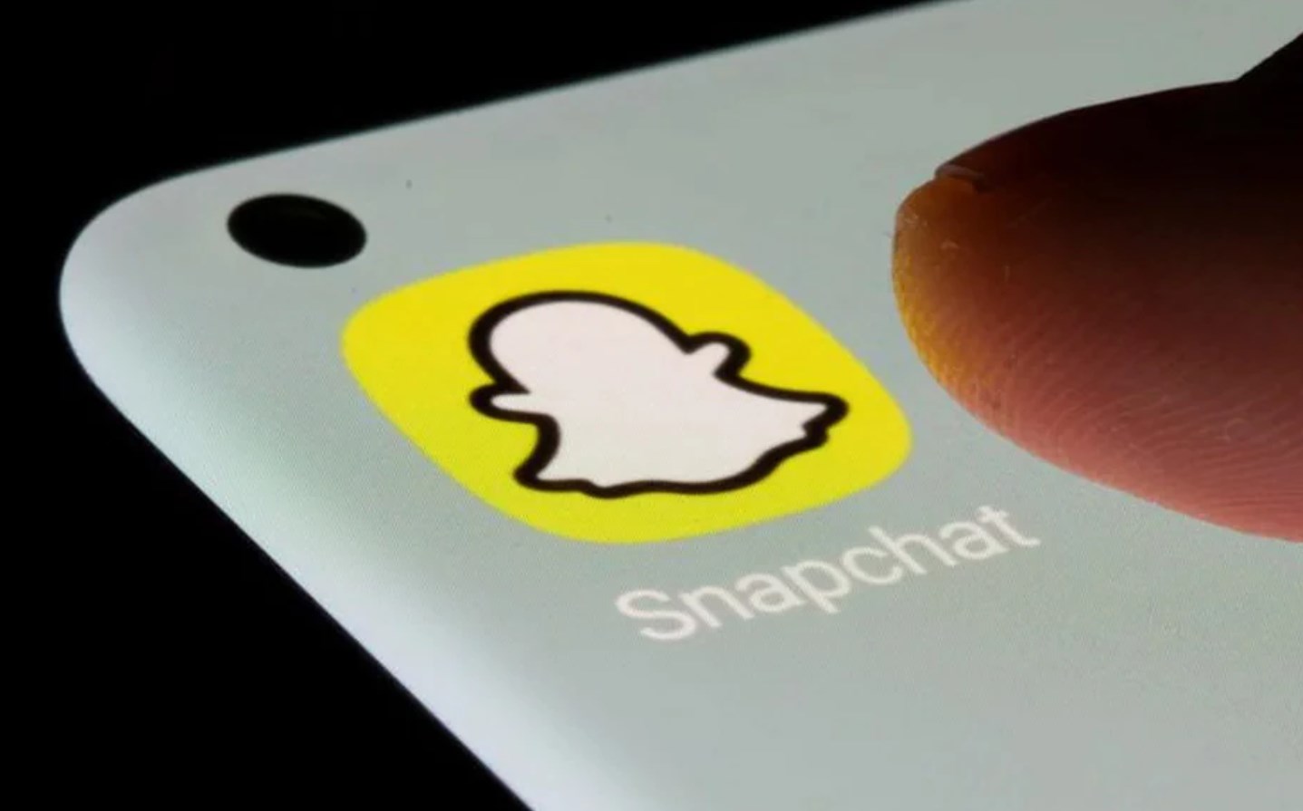 Padres podrán supervisar lo que hacen sus hijos en Snapchat