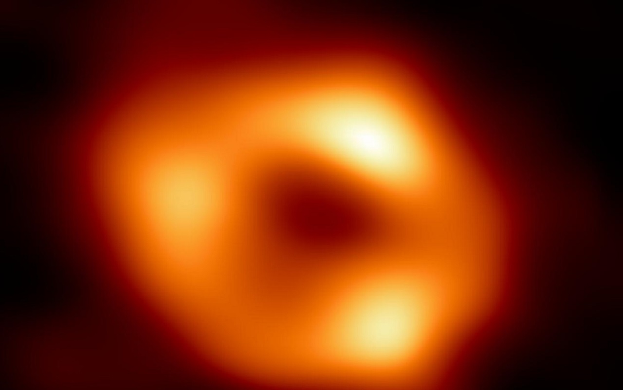 Primera imagen de agujero negro en el centro de la Vía Láctea