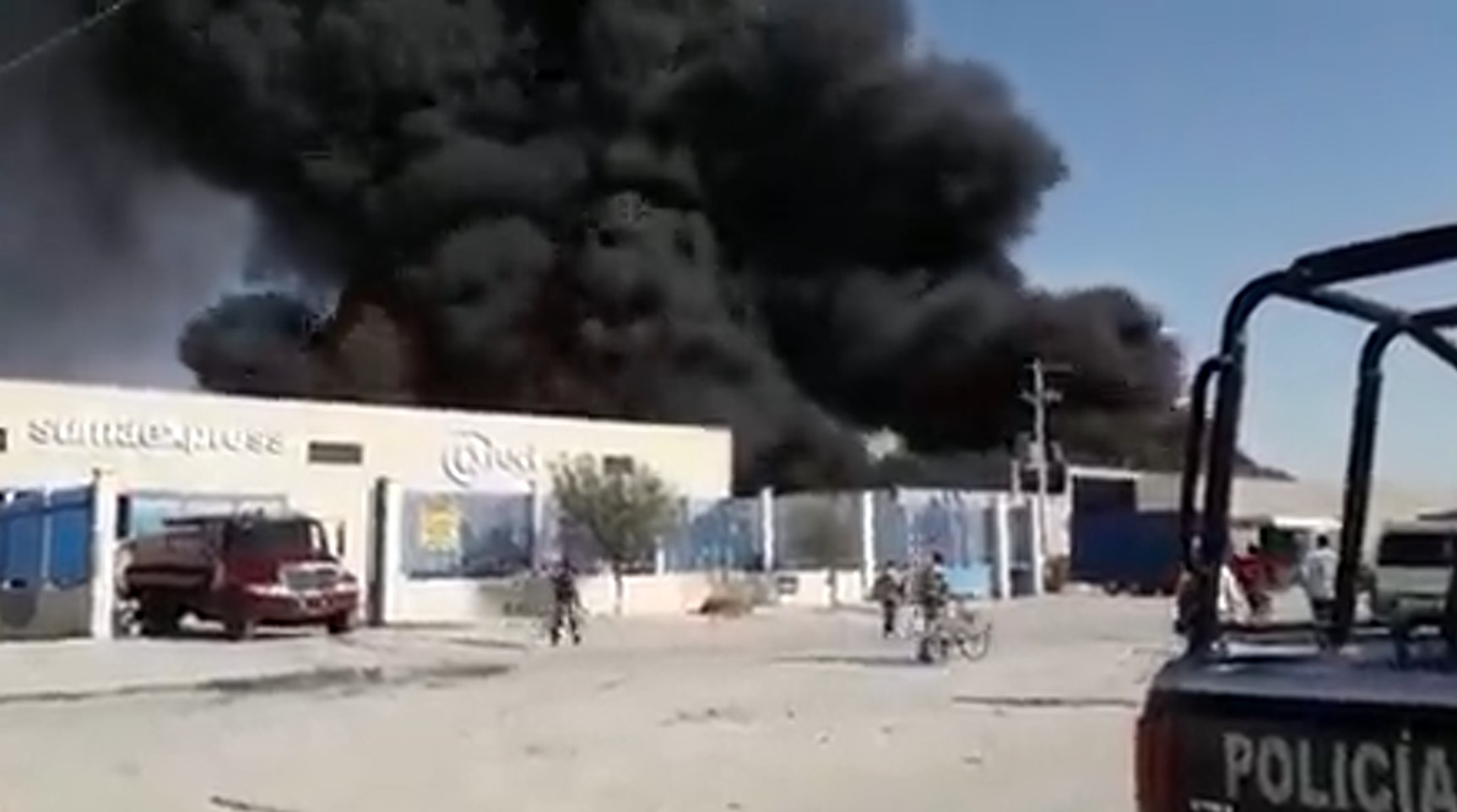 Se incendia empresa recicladora en Torreón