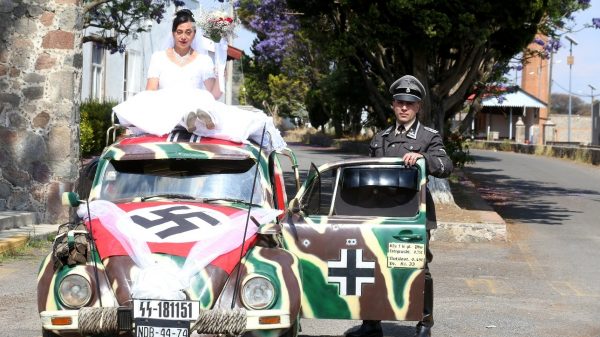 Celebran boda con temática "nazi" en Tlaxcala