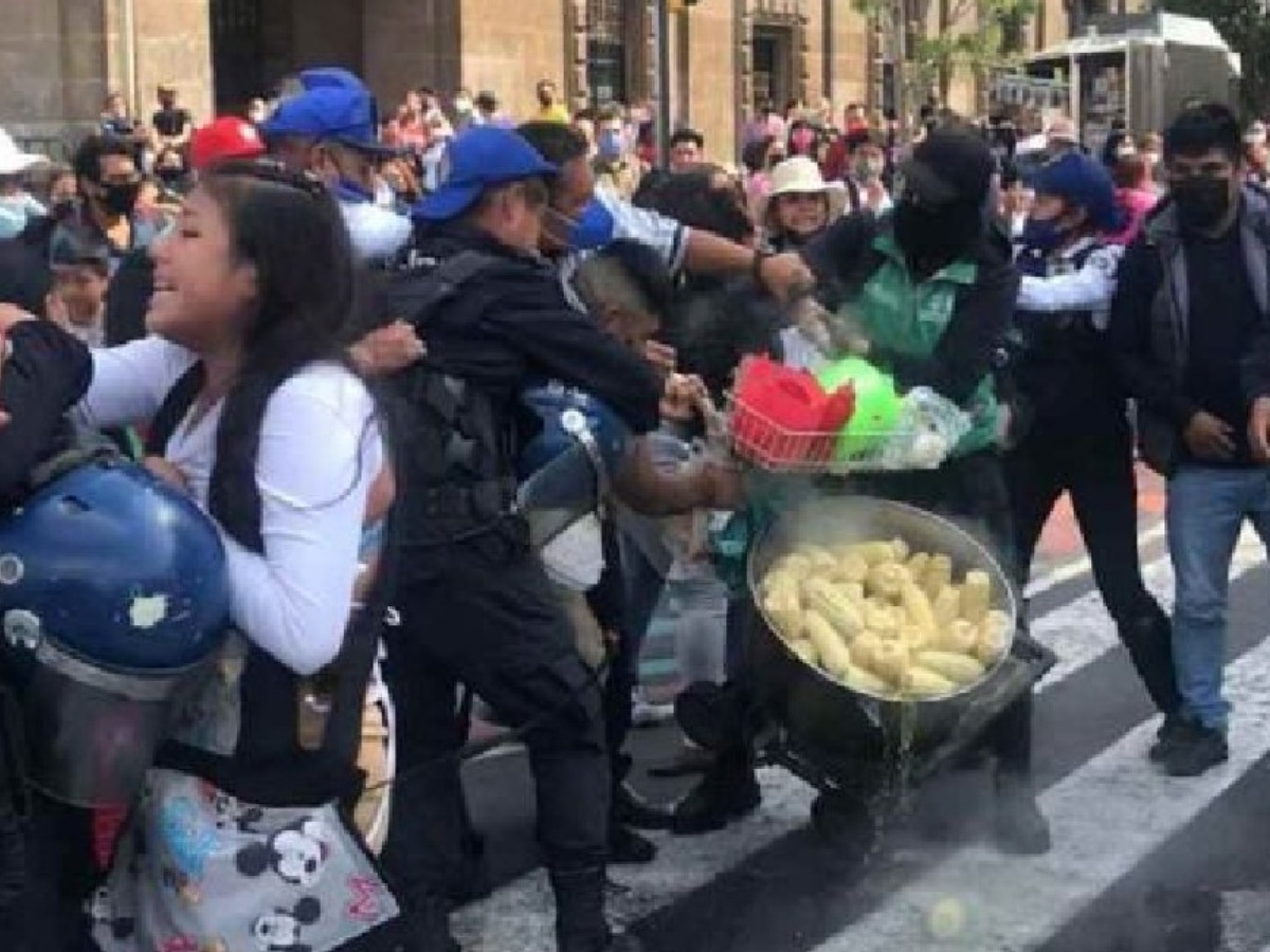 Sobreviven 8 de cada 10 personas en CDMX del comercio popular