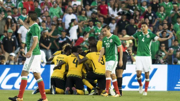 México sufre ante Jamaica