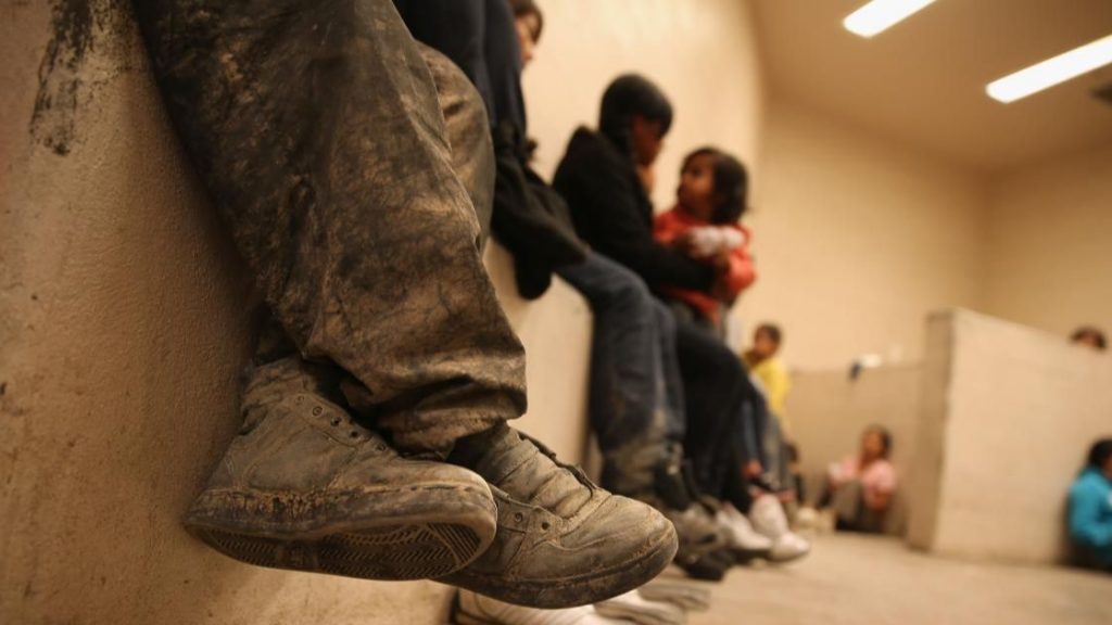 Aumenta abandono de menores en México – Diario Basta!
