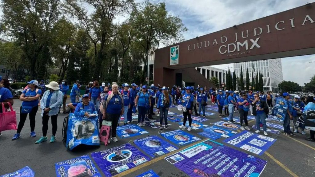 Familiares de presos se manifiestan frente al Poder Judicial CDMX por ...